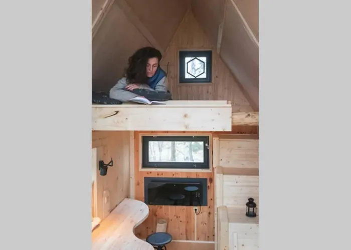 度假居 Enjoy Cozy Tree House Hills Forest Gardens Beautiful Views Sauna Hotbath Jablonné v Podještědí
