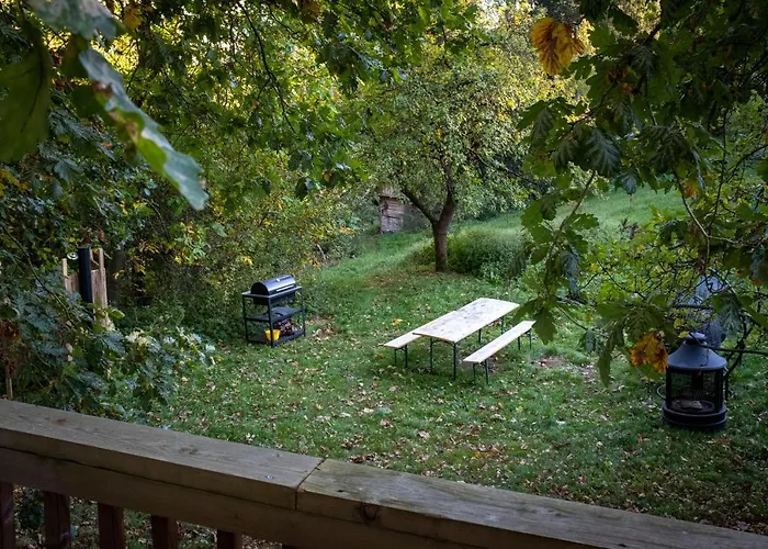 度假居 Enjoy Cozy Tree House Hills Forest Gardens Beautiful Views Sauna Hotbath Jablonné v Podještědí